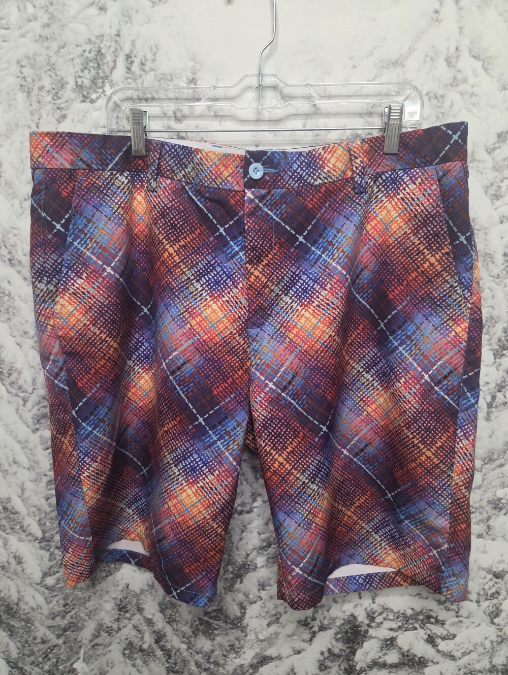 Hreski Mens Colorful Plaid Golf Short, Size 38